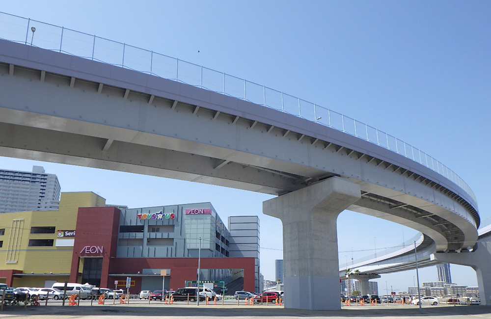 香椎浜高架橋　橋梁現場塗装